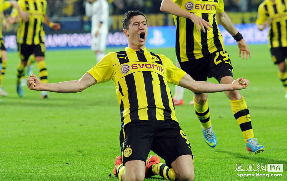 包含那不勒斯绝杀多特蒙德,莱万刷新纪录的词条 包含那不勒斯绝杀多特蒙德,莱万刷新纪录的词条