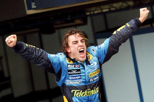 雷诺车队绝杀迈凯伦，拉塞尔刷新纪录